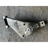 Кронштейн гидроусилителя Audi 80 B4 1994 068145515a
