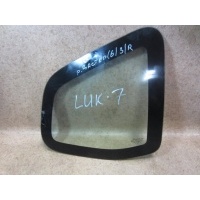 Стекло кузовное глухое правое Renault Duster 2012> 833060013r