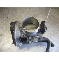 Заслонка дроссельная Volkswagen Passat 1998 021133066