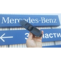 Кнопка стеклоподъемника переднего правого Mercedes Sprinter 2009 A9065451913,A9065450913
