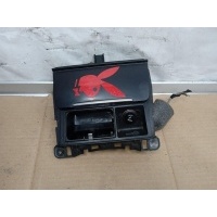 Пепельница Audi A5 8T 2007 8K0857951