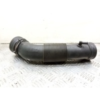 Патрубок воздушного фильтра Volkswagen Passat 5 GP 2001 06B129627Q