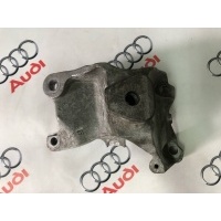 кронштейн двигателя левый Audi S8 D4 2013 4H0199307AK