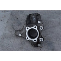 кулак передний правый Volvo V40 2 2012 31302822