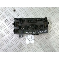 Блок предохранителей Volkswagen Passat B2 1987 171941813D