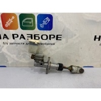 главный цилиндр сцепления Mitsubishi Pajero V32 1992 MB555391