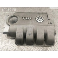 Накладка декоративная на двигатель Volkswagen Passat B6 2005 03G103967
