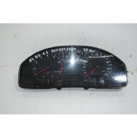 Спидометр часы audi a4 b5 1.6 8d0919861h
