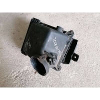 корпус воздушногo фильтра Audi A4 B6 2004 06C133837L