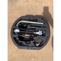 Вставка багажника пенополистирол skoda oe 6v0012115