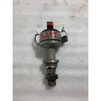 Трамблер Volkswagen Jetta 2 1984-1992 050905205A