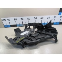Кронштейн фар правый VAG Touareg (2002 - 2010) 7L6941614C