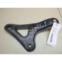 Кронштейн передней балки Toyota Corolla E12 (2001 - 2007) 5225702020