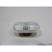 Повторитель на крыло белый Renault Clio II/Symbol (1998 - 2008) 8200394531