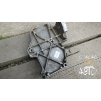 Кронштейн кондиционера Volkswagen Passat (B5) 1996-2000 058 260 885 A