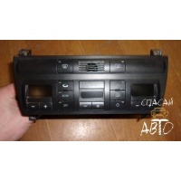Блок управления климатической установкой Audi A6 (C5) 1997-2004 4B0820043F