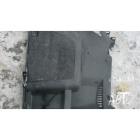 Обшивка багажника Skoda Yeti 2009-2018 5L6858857D