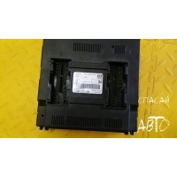 Блок комфорта Skoda Fabia II 2007-2015 6R7937086F