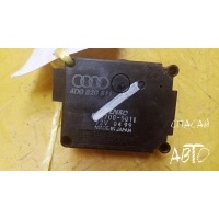 Моторчик заслонки печки Audi A8 (4D) 1994-2002 4D0 820 511