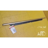 Накладка стекла заднего левого (бархотка) Audi Q7 (4L) 2005-2015 4L0 853 763 A2ZZ