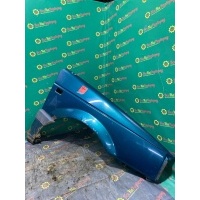 Крыло переднее правое Volkswagen Passat B3 357821022