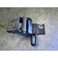 Петля двери Audi A4 1998 8d0831411c