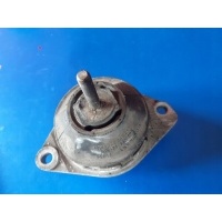 Подушка двигателя правый audi 80 b4 2.0 b 8a0199382