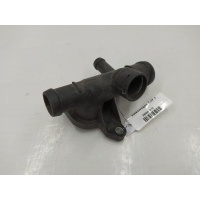 Фланец (тройник) системы охлаждения Volkswagen Golf-4 2000 06A121132A