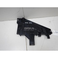 Кронштейн фар левый Land Rover Freelander 2 (2007 - 2014) LR001542