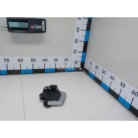 Замок двери задней правой Toyota Verso (2009 - 2018) 690500F040