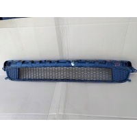 Решётка бампера передняя 622543504r vivaro trafic iii