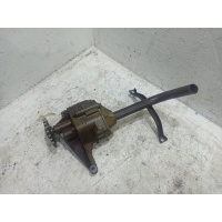 Насос масляный Mercedes W203 C 2000-2008 A1111801501