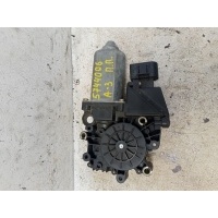Моторчик переднего правого стеклоподъемника Audi A3 8L 1997-2003 8L3959802