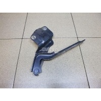 Петля капота правая VAG Jetta (2011 - 2018) 5C6823302