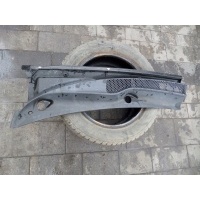 Жабо левая yaris i 99 - 05 55782 - 52030