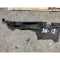 Воздуховод радиатора правый Audi A4 (B7) 2005-2007 2007 8E0121284Q