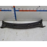 Жабо Nissan Qashqai 2006- 66862JD900