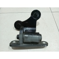 Петля двери задней правой нижняя Mercedes-Benz C-класс W204/S204 (2006—2011) A2047300437, A2047301337
