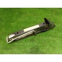 домкрат VW Tiguan 2007-2011 10.2008 5N0011031