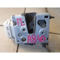 Замок двери передней левой Audi 4D1837015A