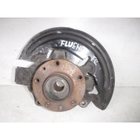 Кулак поворотный передний правый Renault 400140080R