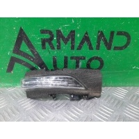 повторитель поворота на зеркале Mitsubishi Pajero Sport 3 2015-нв 8351A094