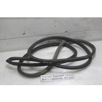 Уплотнитель двери Honda Domani MB3 1998 72310-S04-023