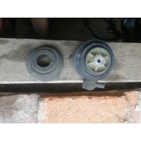 Подушка двигателя a8 d2 рестайлинг 3.7 4.2 v8 4d0199381ag