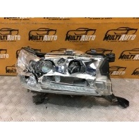 Фара Перед. Toyota Land Cruiser 200 2015-2021 8110560K10