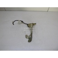 Кронштейн (сопут. товар) Mazda Mazda 3 (BK) (2002 - 2009) BP4T67B2X