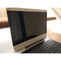 Laptop fujitsu сименс amilo pro v3515 v3515wl1