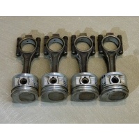 Шатун с поршнем skoda felicia 047105401A