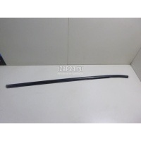 Накладка стекла заднего правого Nissan Murano (Z51) (2008 - 2015) 828201AC0A