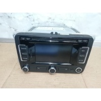 Магнитола Volkswagen Passat B7 2011 3C0035279